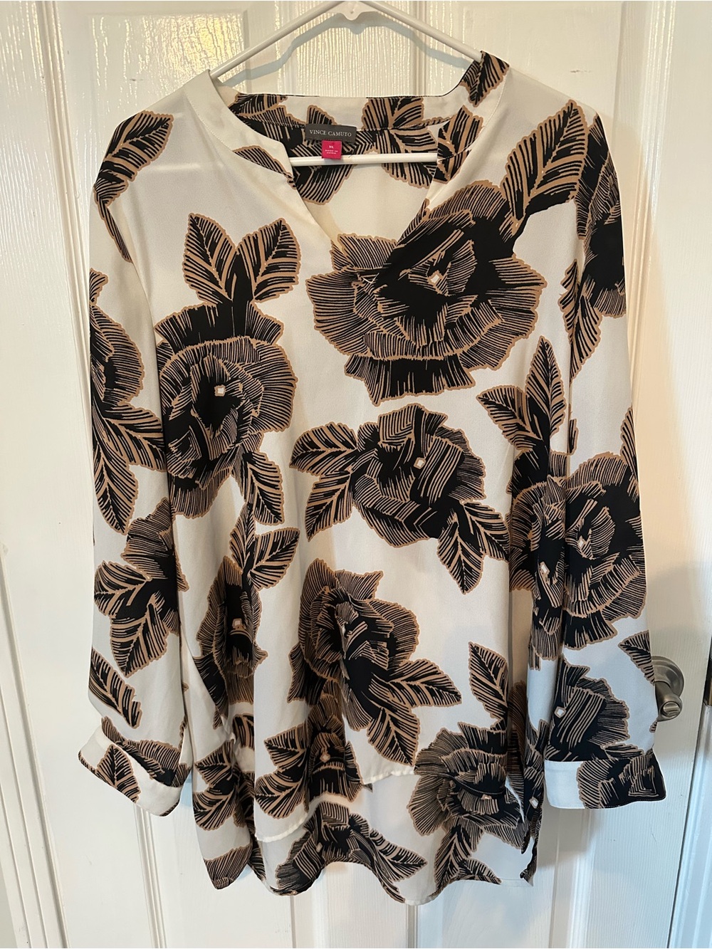 Vince Camuto Cream Blouse with Black and Tan Floral Print